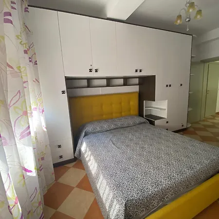 Ambra Apartment *
