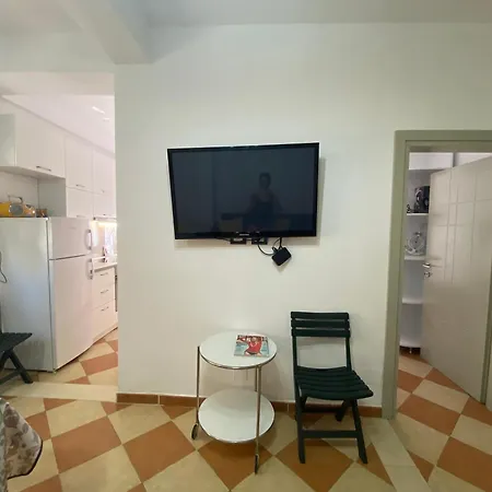 Ambra Apartment *