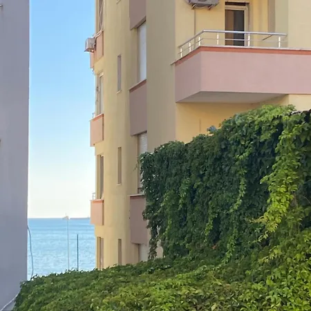 Ambra * Durres